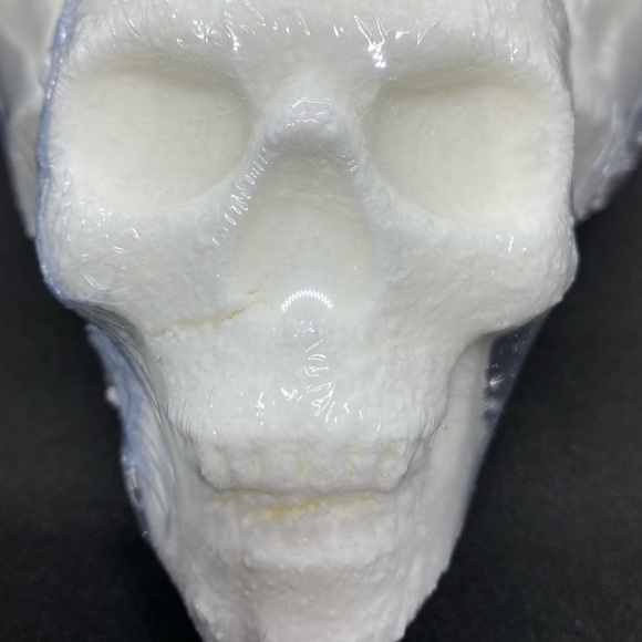 3 scented 💀 bath bombs for Halloween! - Picture 2 of 4